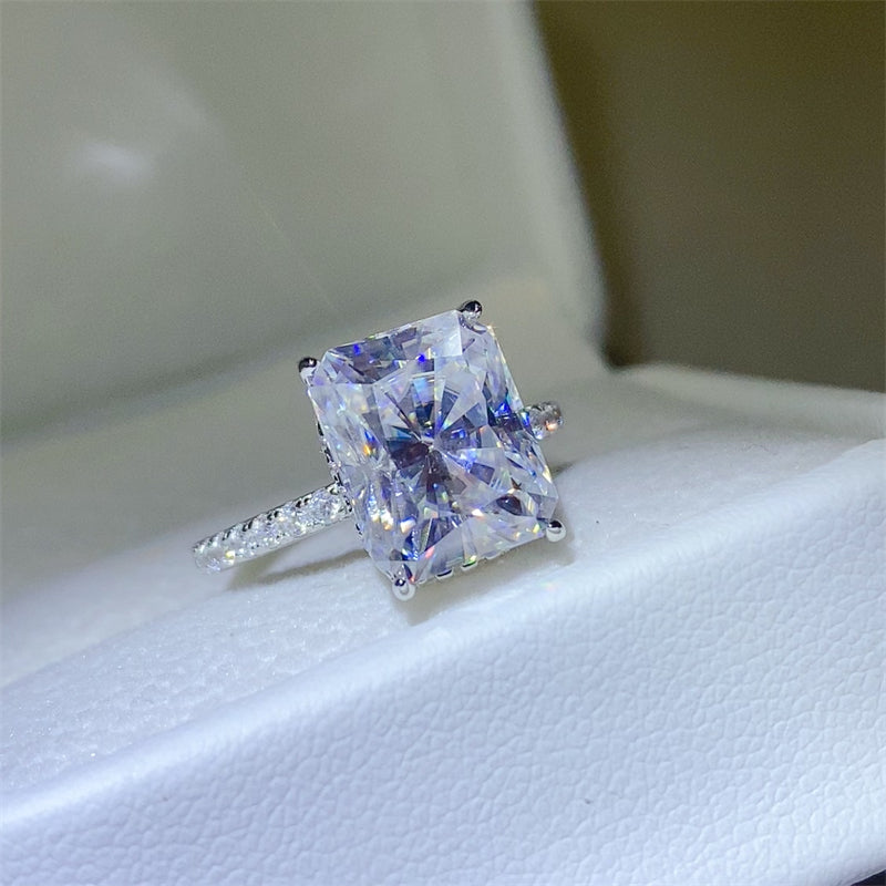 5 Carat Moissanite Zircon Ring