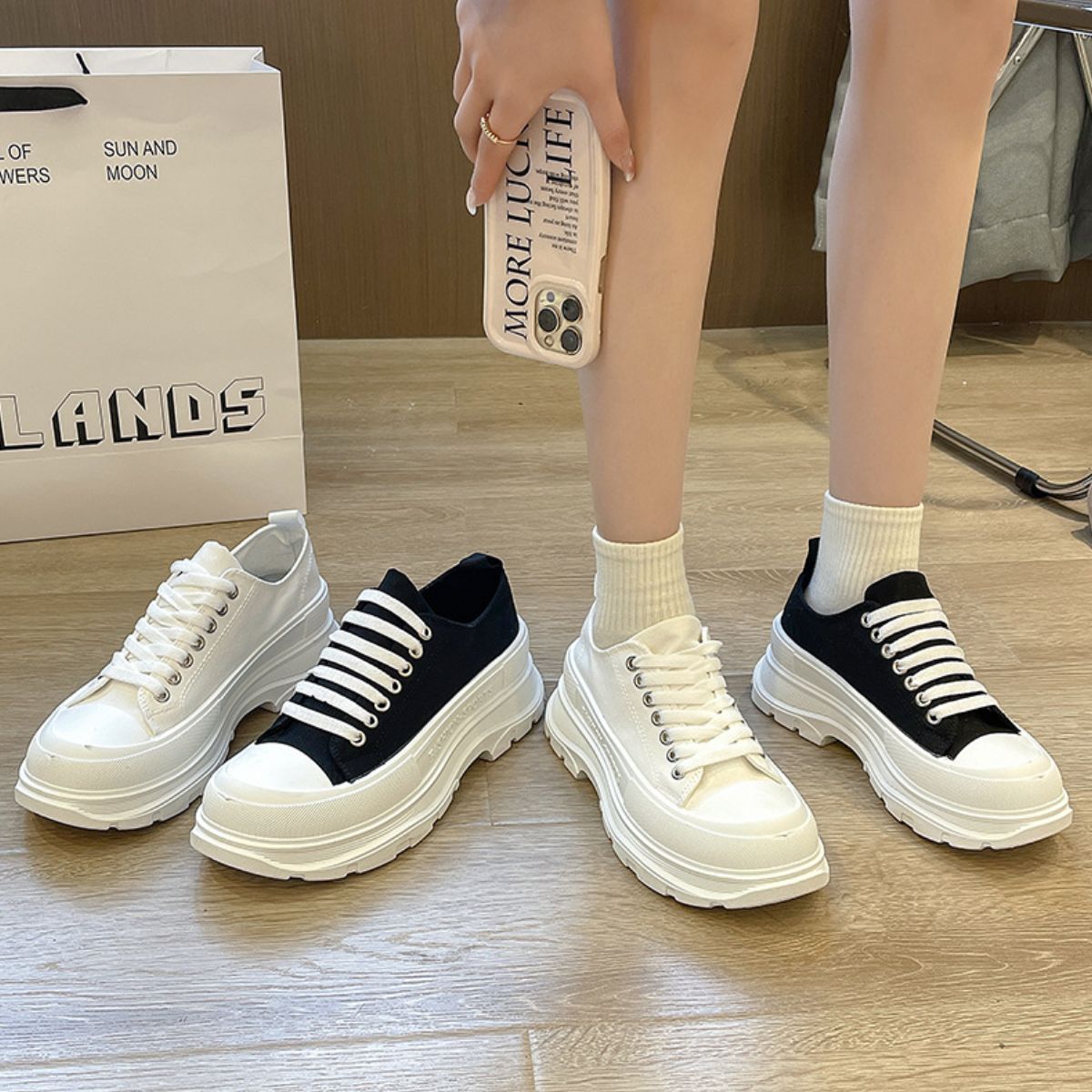 Lace Up Round Toe Platform Sneakers