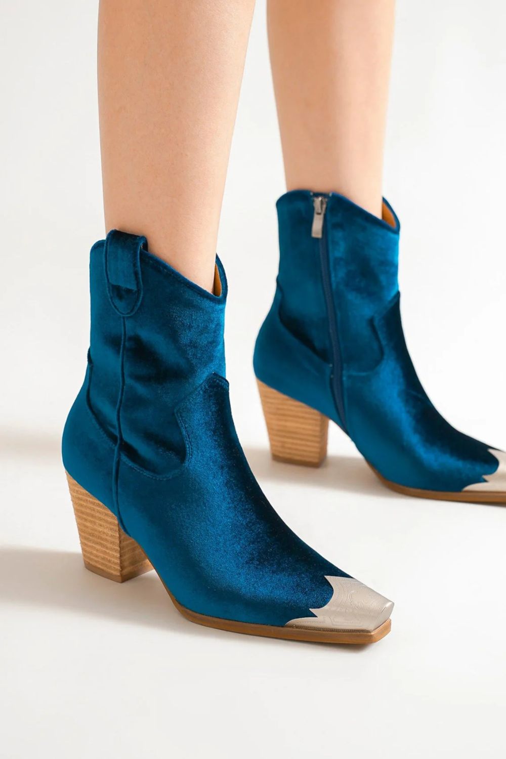 Block Heel Boots with Side Zippers